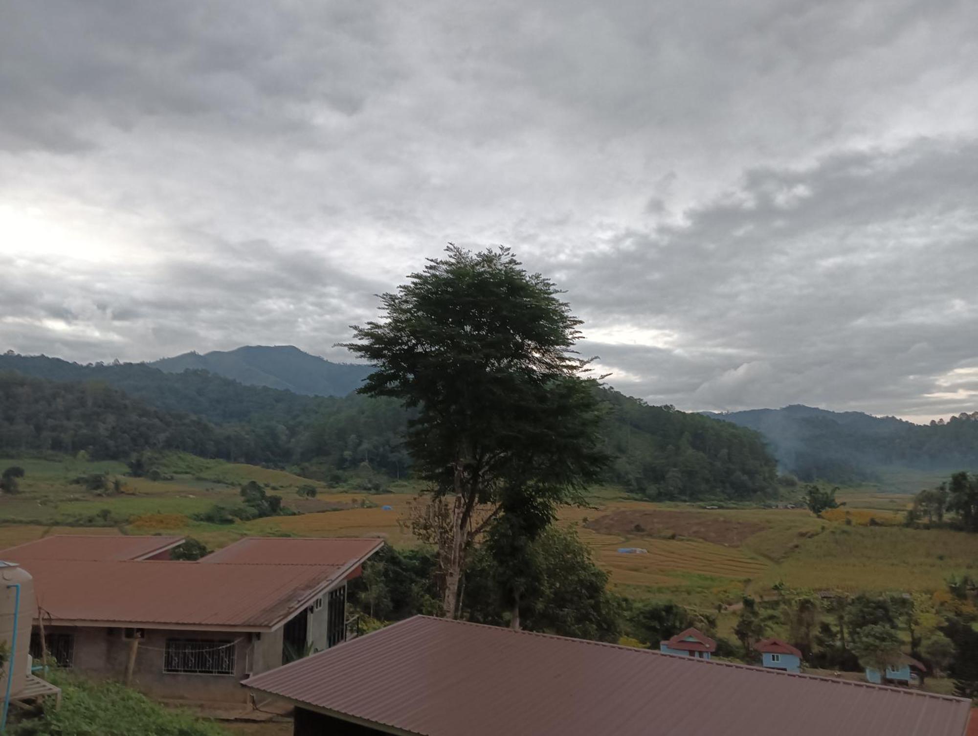 Mong Homestay Resort Pang Ung Exteriör bild