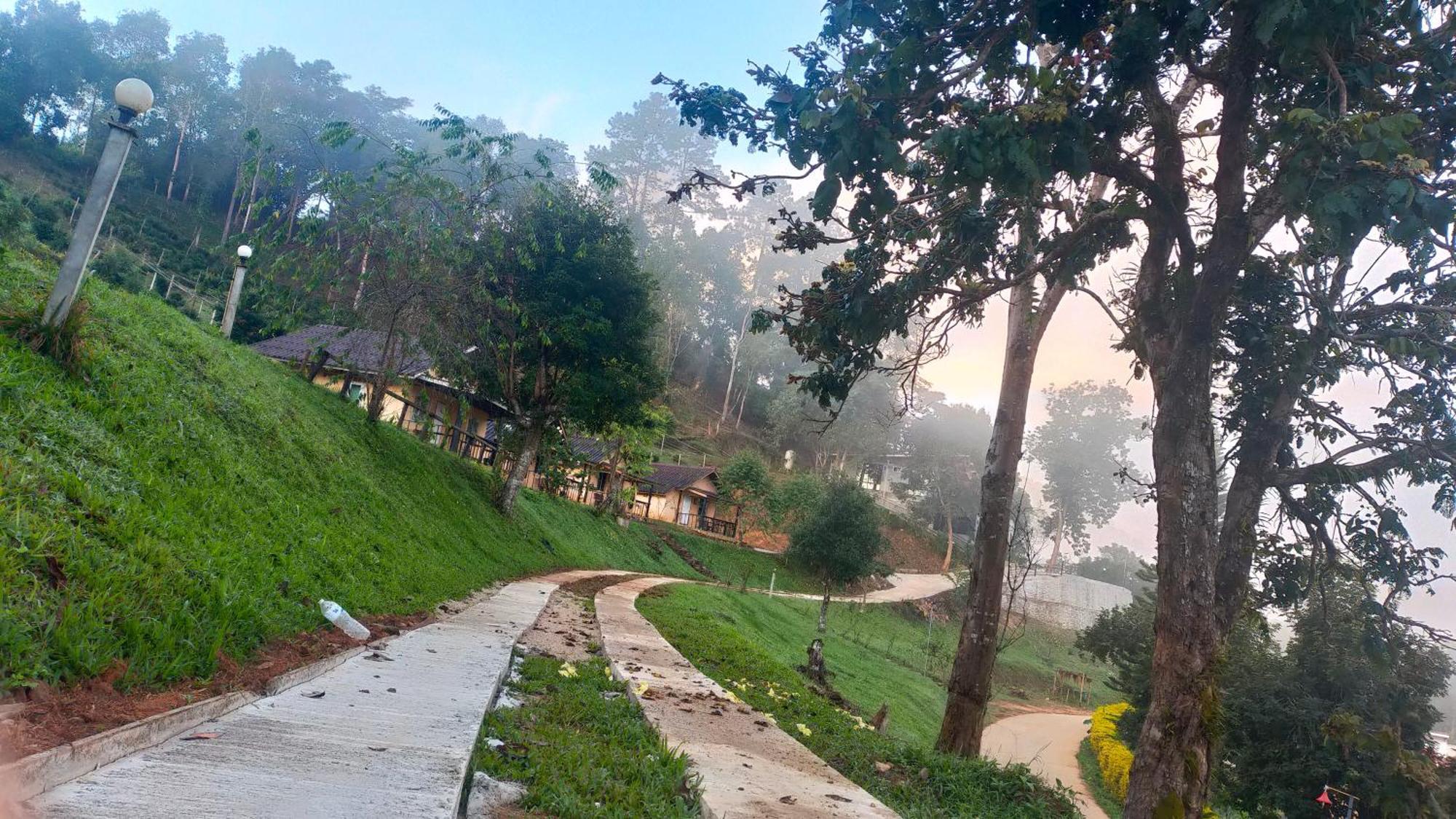 Mong Homestay Resort Pang Ung Exteriör bild