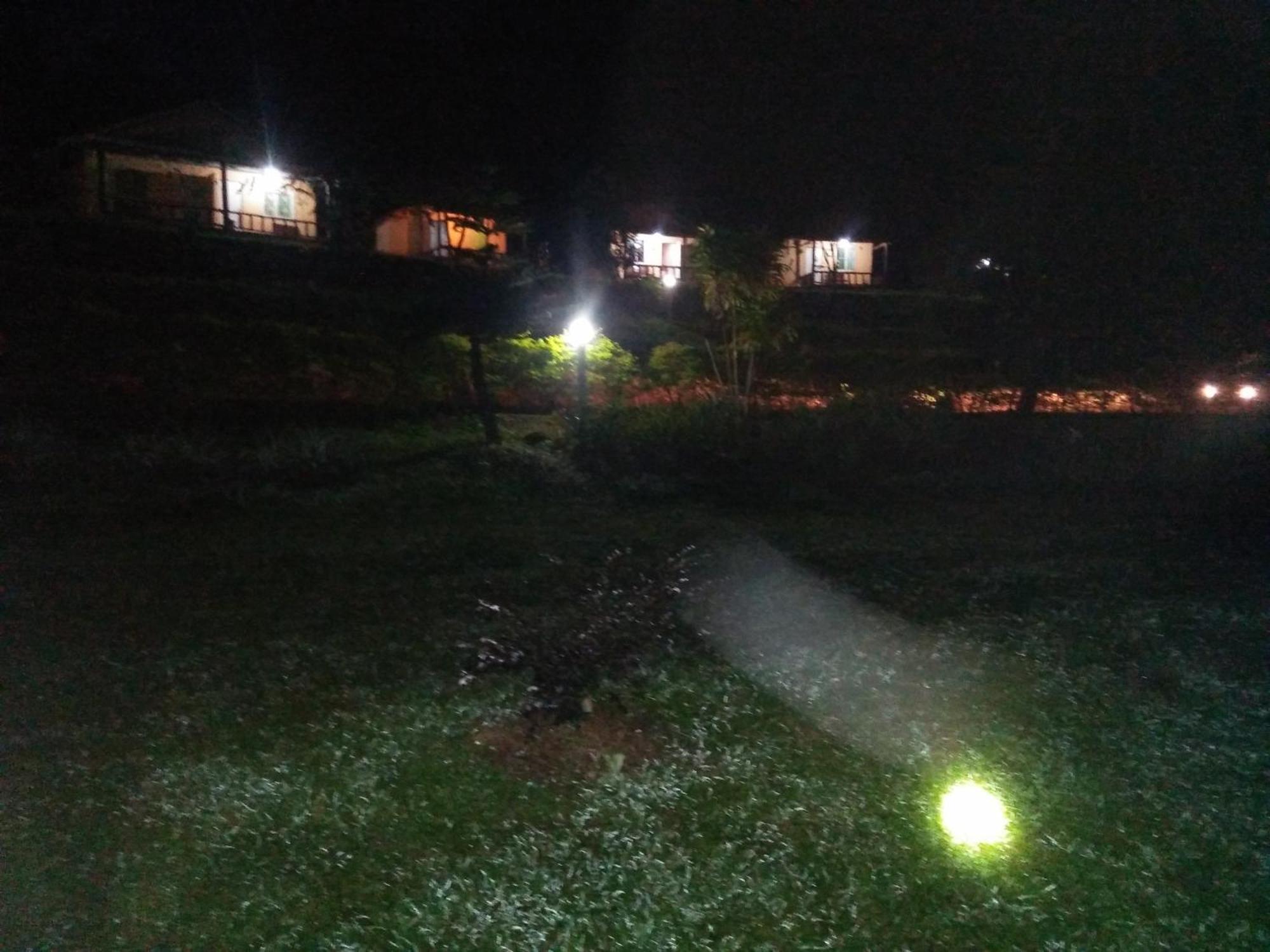 Mong Homestay Resort Pang Ung Exteriör bild
